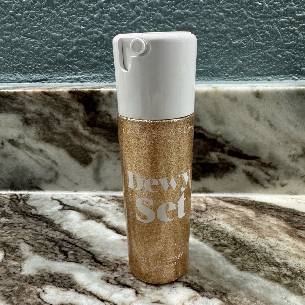Anastasia Dewy Makeup Set Setting Spray - Gold Shimmer